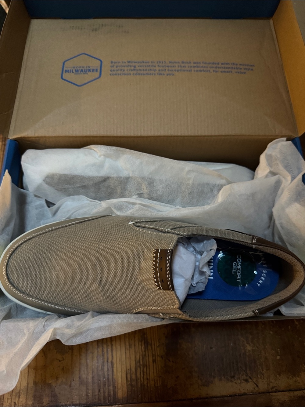 Nunn Bush Men's Beige Canvas Slip-On Loafer